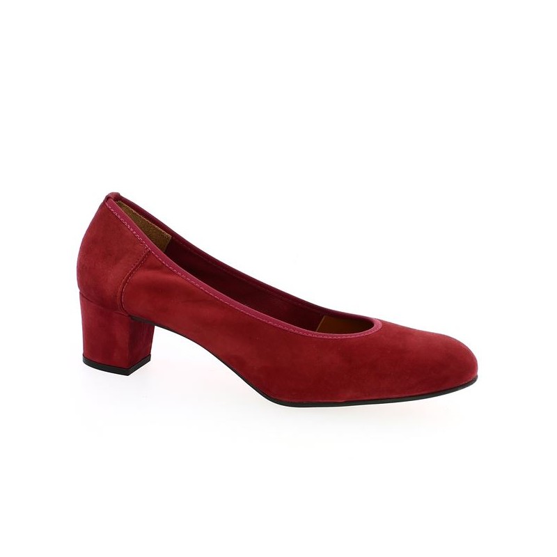 shoesissime burgundy small heel pumps, profile view