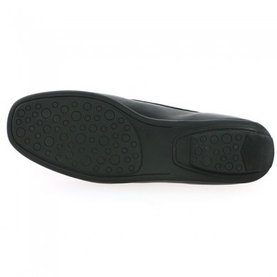 Soft moccasin Reino black leather, sole view