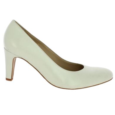 pearly white pump 42, 43, 44, 45, profile view
