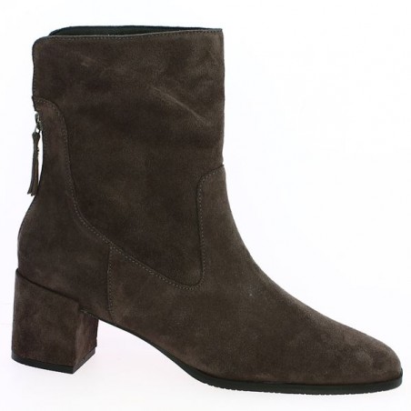 Brigitte - Brown nubuck heel boots - Women's boots 42, 43, 44, 45 - Shoesissime Brigitte - Brown nubuck heel boots - Women's boots 42, 43, 44, 45 - Shoesissime