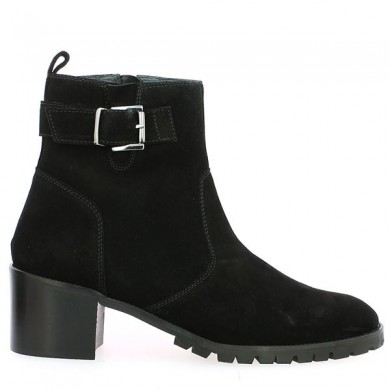 boots large size square heel black velvet strap Shoesissime, profile view