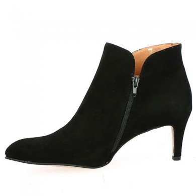 women's black velvet pointed-toe boots 42, 43, 44, 45 Shoesissime, inside view