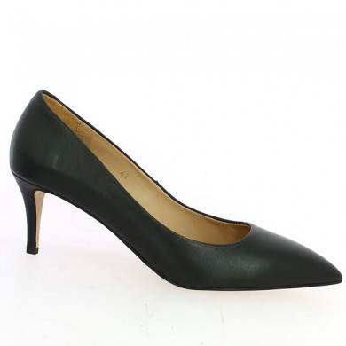 Black leather pumps, pointed toe, 7 cm heel, women's large size, profile view