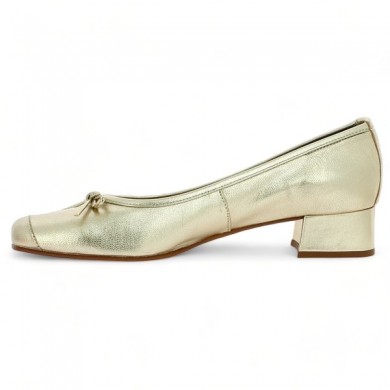 Shoesissime small gold heel large size woman shoe, inside view