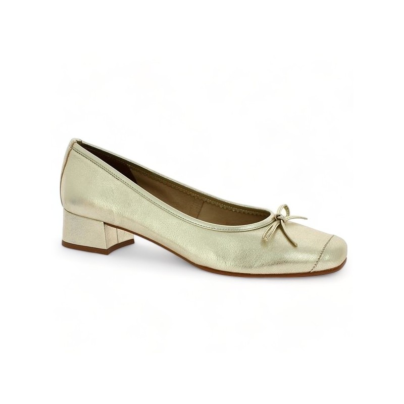 trotteur femme dorée chaussures grande taille femme Shoesissime, profile view