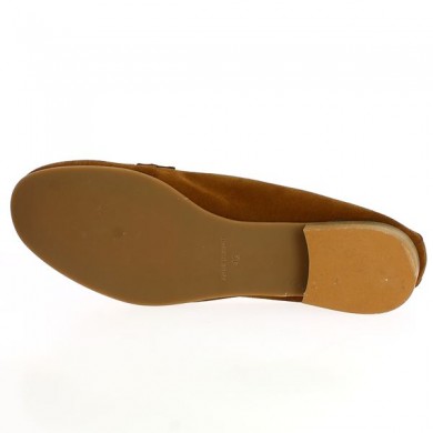 Folie's summer spring large leather camel closed toe shoe, bottom view