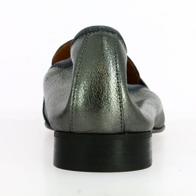 Folie's silver metallic Shoesissime moccasin grande taille femme élastiquée, rear view