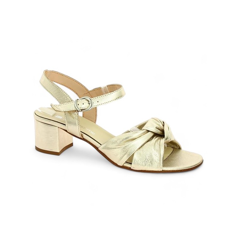 gold sandal heel large size woman, profile view