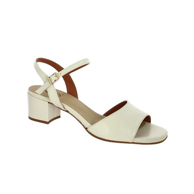 off-white sandal with square heel 42, 43, 44, 45 Shoesissime woman, profile view