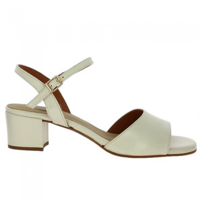 off-white nude shoes with square heel 42, 43, 44, 45 Shoesissime women, side view