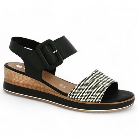 Remonte D6453-01 large black wedge sandal, profile view