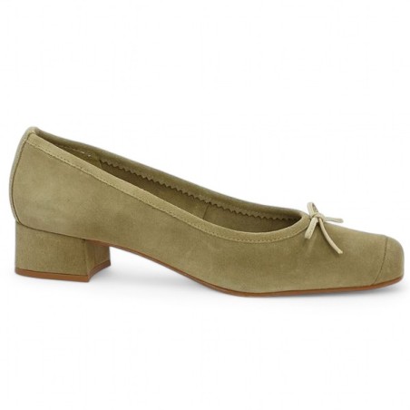 ballerine petit talon velours beige 42, 43, 44, 45 chaussures Shoesissime, vue profil ballerine petit talon velours beige 42, 43, 44, 45 chaussures Shoesissime, vue profil