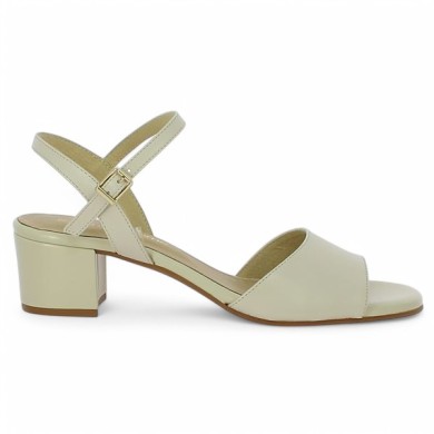 sandale à talon blanc cassé femme grande pointure Shoesissime, vue coté