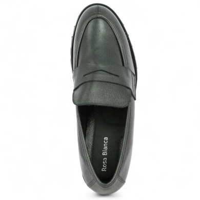 Mocassin en cuir avec semelle crantée grande pointure femme gris métallisé, vue dessus