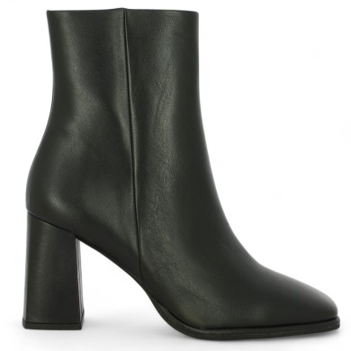 Irma - Trendy black leather high heel bootie - Chic large size women's booties- Shoesissime