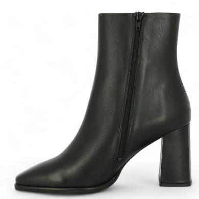 Irma - Trendy black leather high heel bootie - Chic large size women's booties- Shoesissime