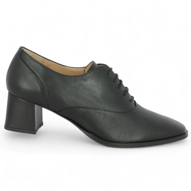 chaussure noire à lacets et talon femme 42, 43, 44, 45 Shoesissime, vue profil