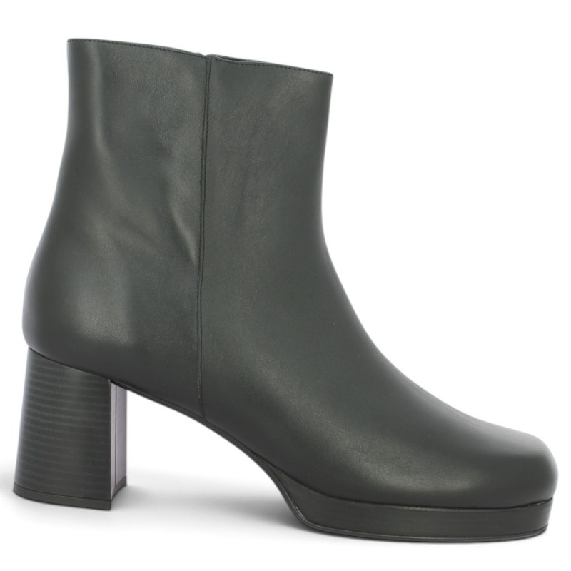 Augusta - Black Platform Ankle Boots in Large Sizes - Women's Large-Size Ankle Boots - Shoesissime