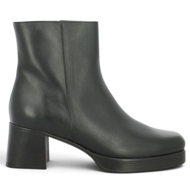 Augusta - Platform ankle boot with black heel - Plus Size Boots - Shoesissime