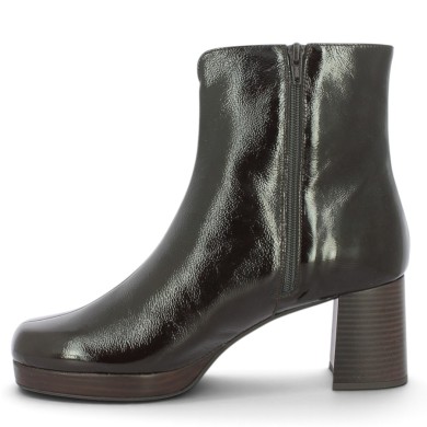 AUGUSTA Brown High-Heel Pumps