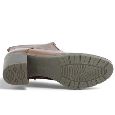 Betanie - D2A79-22 Camel-colored high-top boots with pleated uppers - Ankle boots in large sizes - Shoesissime