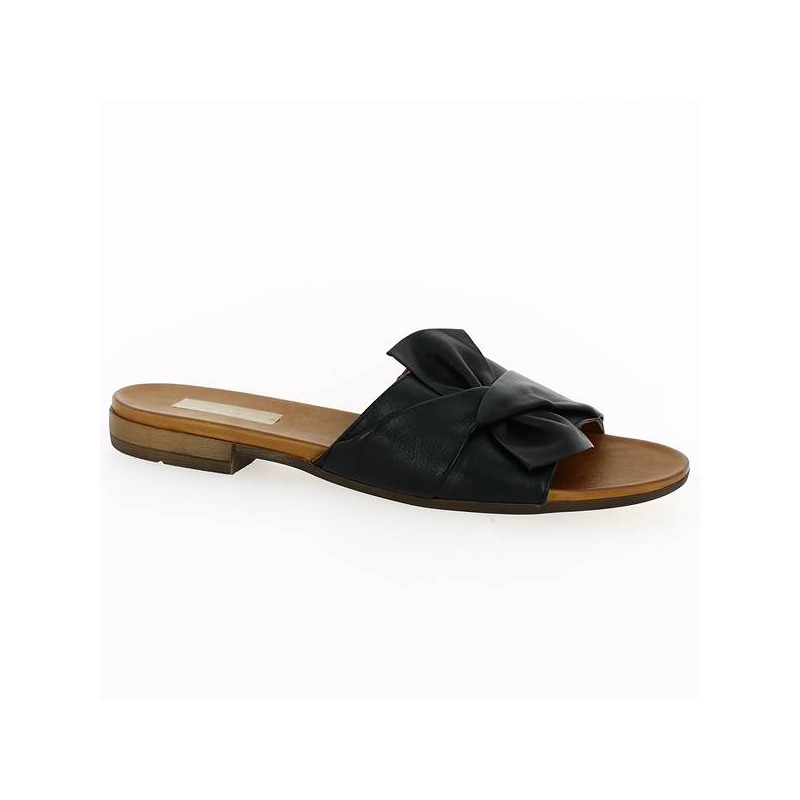 Female Mule in large size: 42, 43, 44, 45 from Shoesissime - Mod. Wendy Black - Magasin Paris