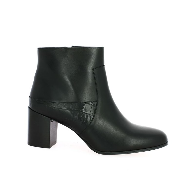 Ladies black leather sales ankle boots size 7