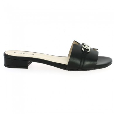 black mule with chain 42, 43, 44, 45, side view