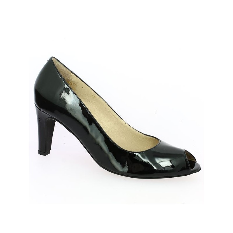 black open toe pump, large size, profile view black open toe pump, large size, profile view